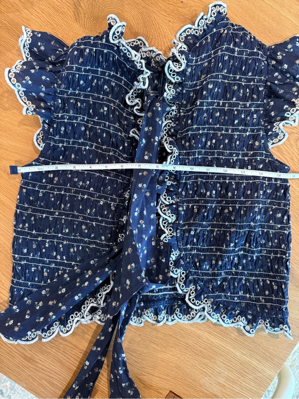 Sézane Liorane Blouse Smocked Floral Navy Blue Ruffle Lace Size 36 / 4 - Picture 9 of 12